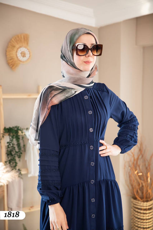 Buttoned pleated dress 1818